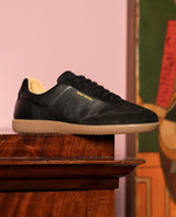 Travis TIS - Schwarz