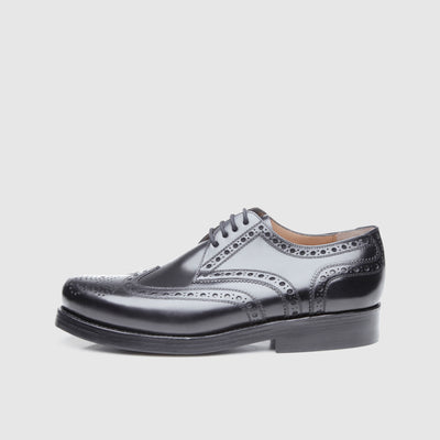 Klassische Herrenschuhe