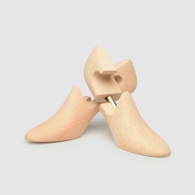 Schuhspanner aus Holz