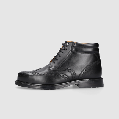Brogues Herrenschuhe mit Lochverzierung