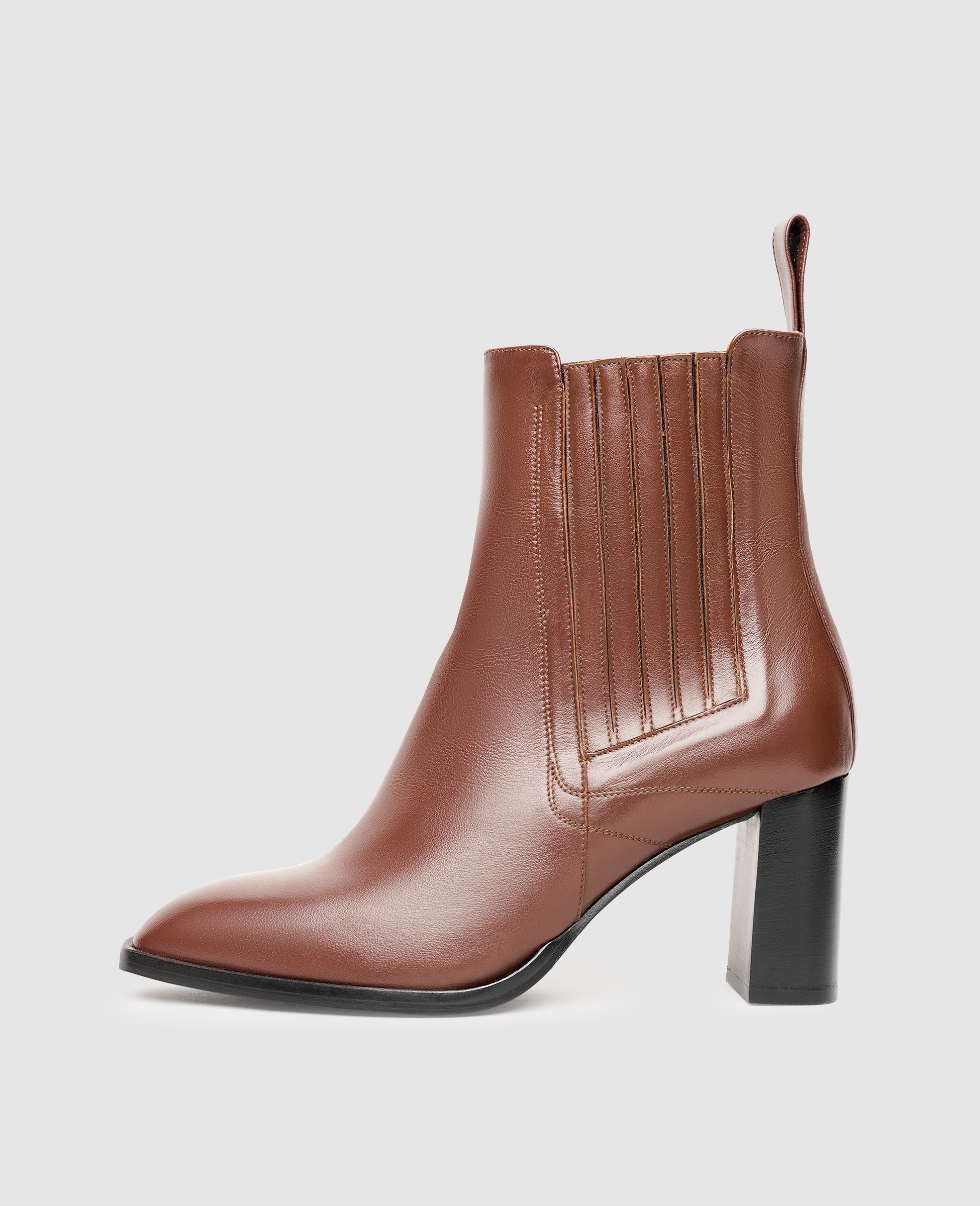 Erstaunlich Chelsea Boot Absatz Fotos