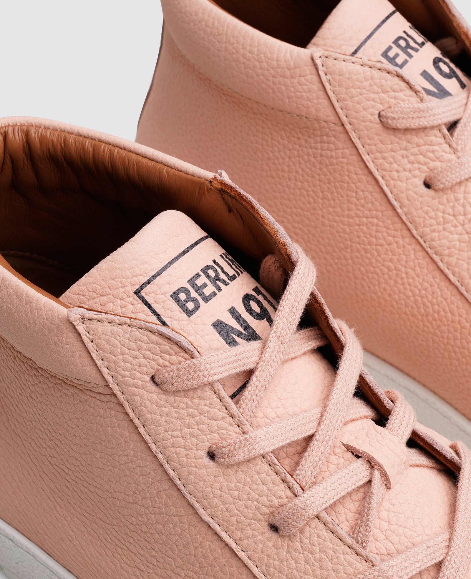 Ultraleichter High-Top Sneaker für Herren | Berlin N91 bei 